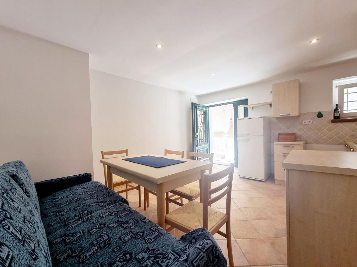 Dream Apartments Πιράν Εξωτερικό φωτογραφία